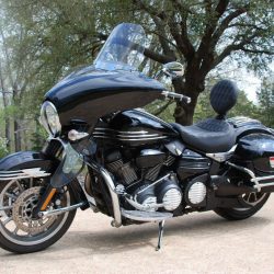 YAMAHA XV 1900 STRATOLINER DELUXE 2010-2013 - CHOPPER WINDSCREEN / WINDSHIELD